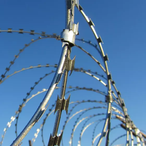 Монтаж загороджень Єгоза